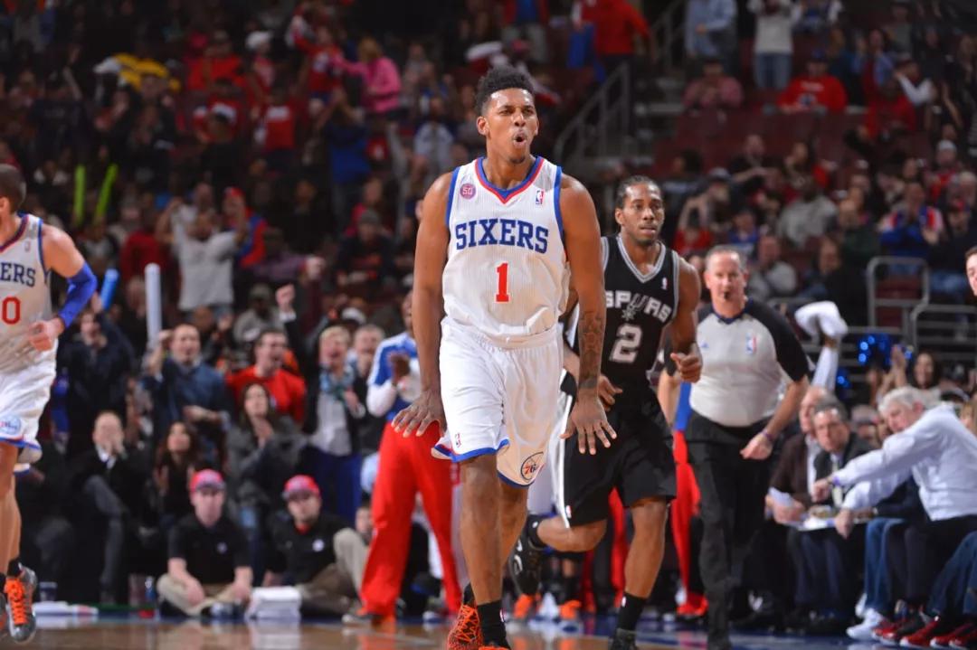 队报：卡马文加未随法国进行完整训练，而是进行了慢跑恢复（队报：卡马文加缺席法国队合练，仅进行慢跑恢复）