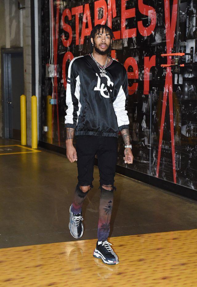 浓眉复出前独行侠场均109.5分联盟倒数第二，复出后119.1分（浓眉复出前独行侠场均仅109.5分列联盟倒数第二，复出后提升至119.1分）