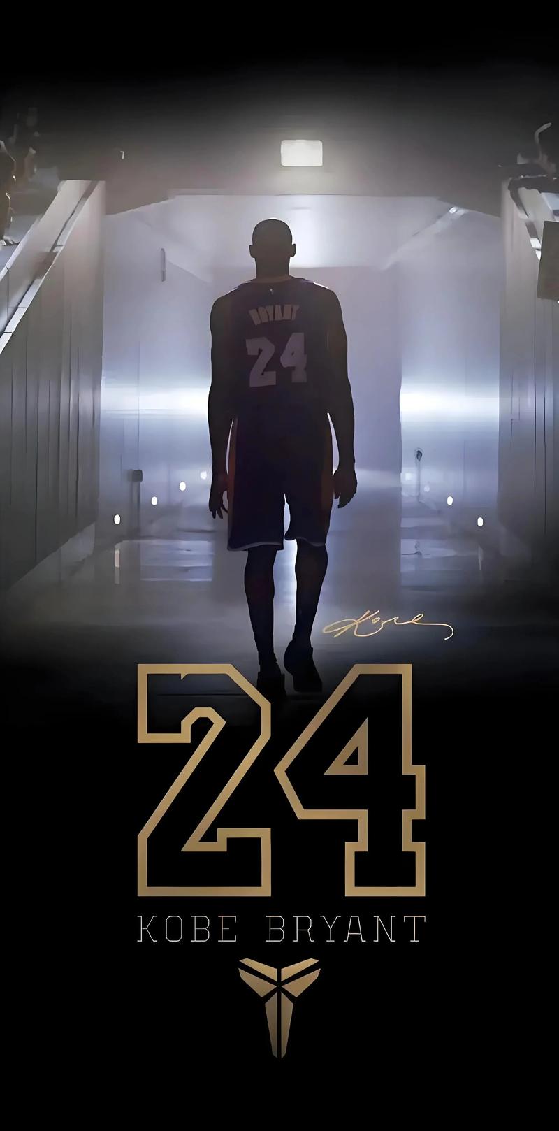 圣诞树入镜！杨瀚森更新社媒晒与奥登合影并配文：12月（杨瀚森社媒晒与奥登合照：圣诞树作背景，配文12月）