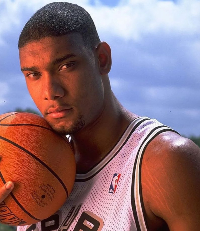 凯恩：现在还不是恐慌的时候，从整场比赛看我们做得还不够（凯恩：别急于恐慌，通盘来看我们的表现仍显不足）