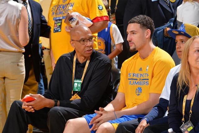 NBA战报：波尔津吉斯29分7板，老鹰115-98轻取鹈鹕（NBA快讯：波尔津吉斯29+7发威，老鹰115-98击退鹈鹕）