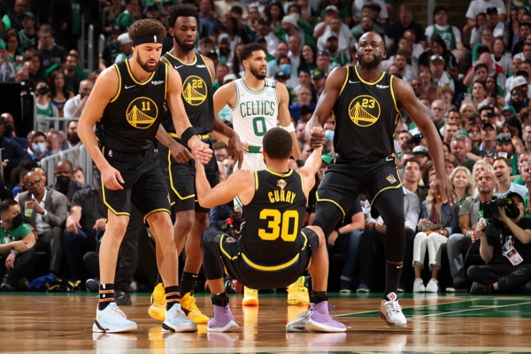 被压制整场却最终获胜（全程落于下风，终场逆转告捷）